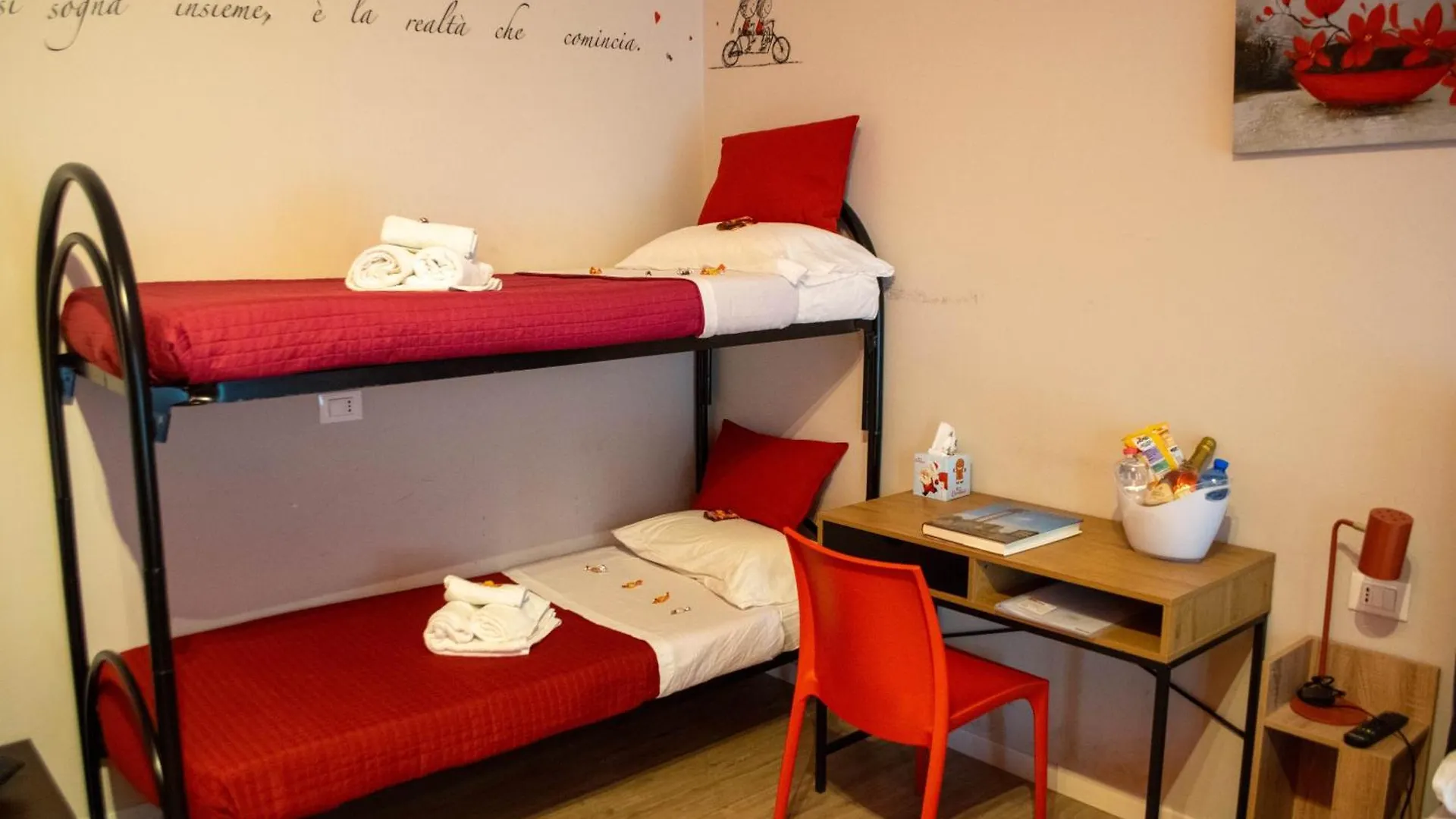 Bed and Breakfast Emmanueli65 fronte clinica tripla Piacenza Bed & Breakfast
